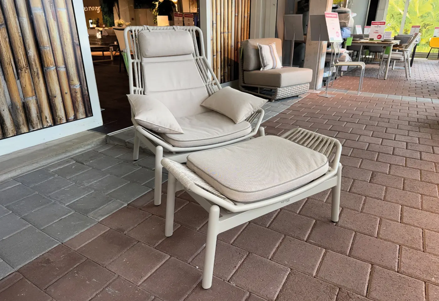 Sessel mit Hocker 23924.. Sand Wasserdicht Batyline