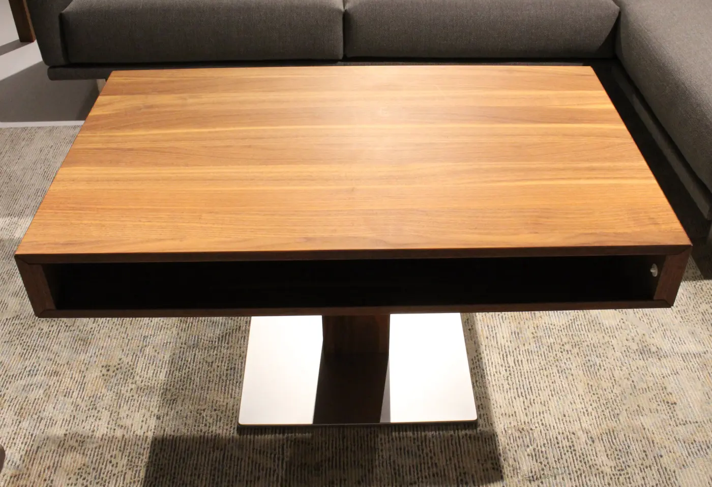 Couchtisch Lift von Team 7 Nussbaum Naturöl ca. 100x60cm