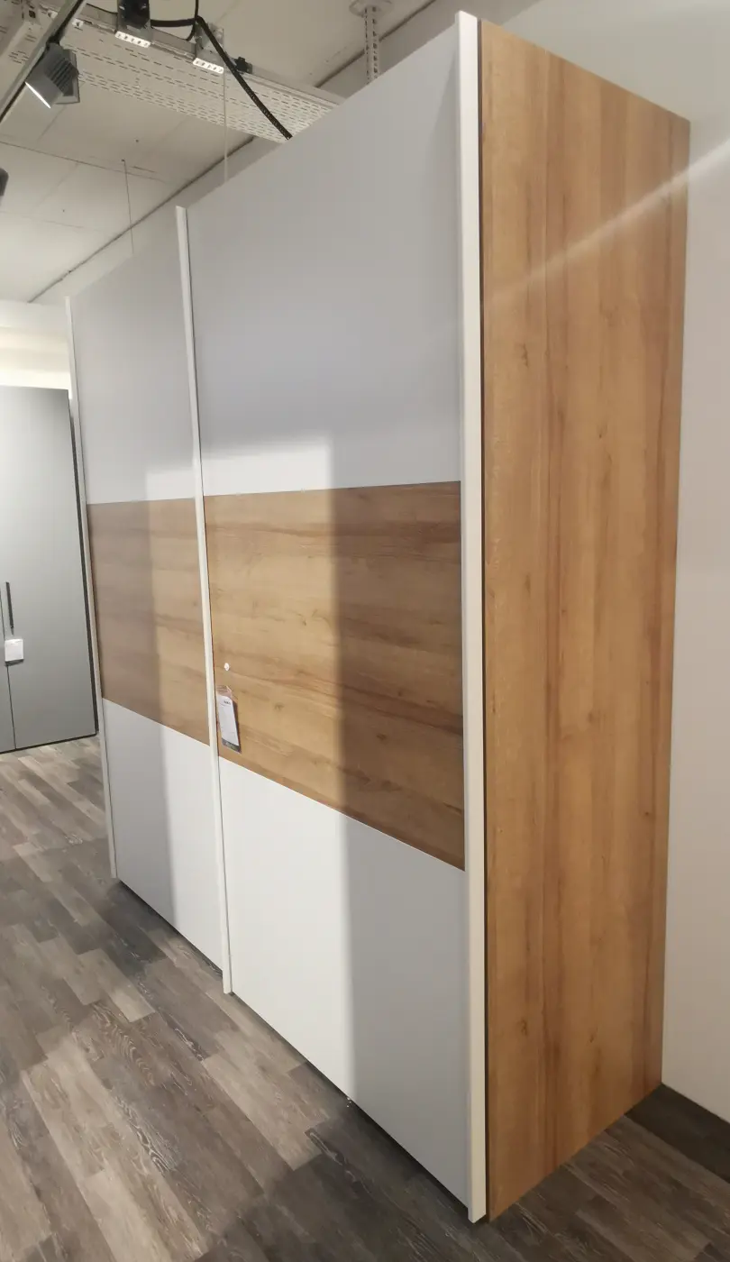 Schwebetürenschrank 20885.1.. ca. 202,5x220x65cm