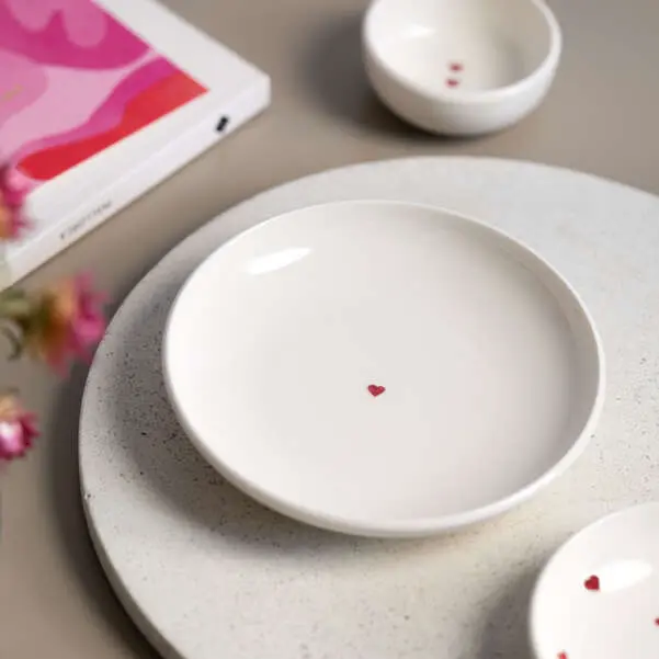 Teller 16cm 10-1689-2661 Weiss, Rotes Herz von Villeroy & Boch Porzellan ca. 16x16cm