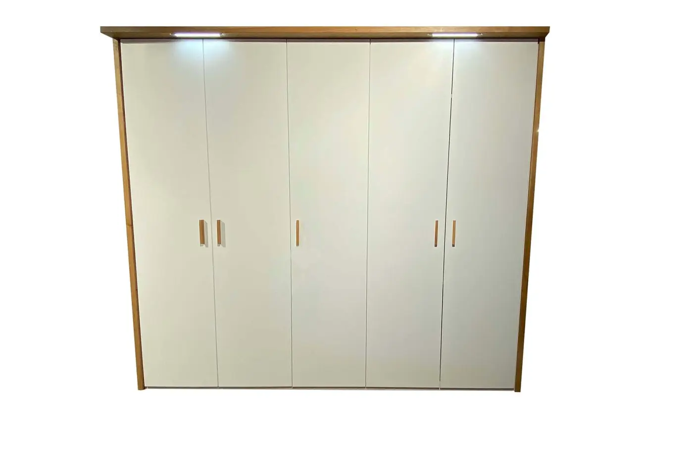Drehtürenschrank 12936.. RAL oikweiss lackiert matt ca. 252x220x58cm