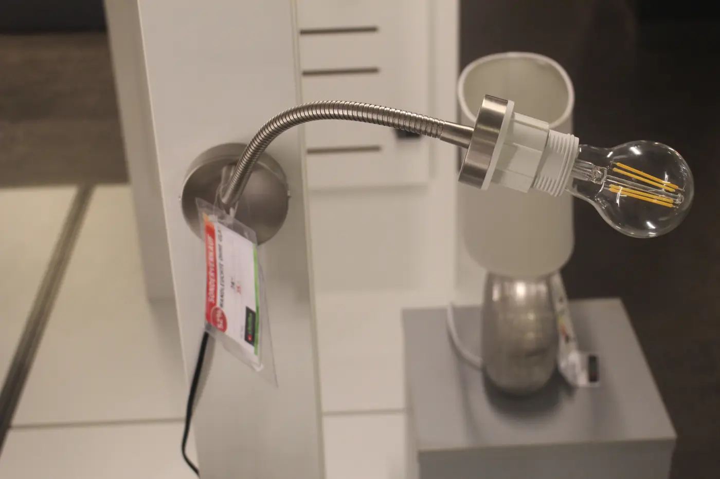 Wandleuchte ohne Glas 11039.. Nickel matt Metall