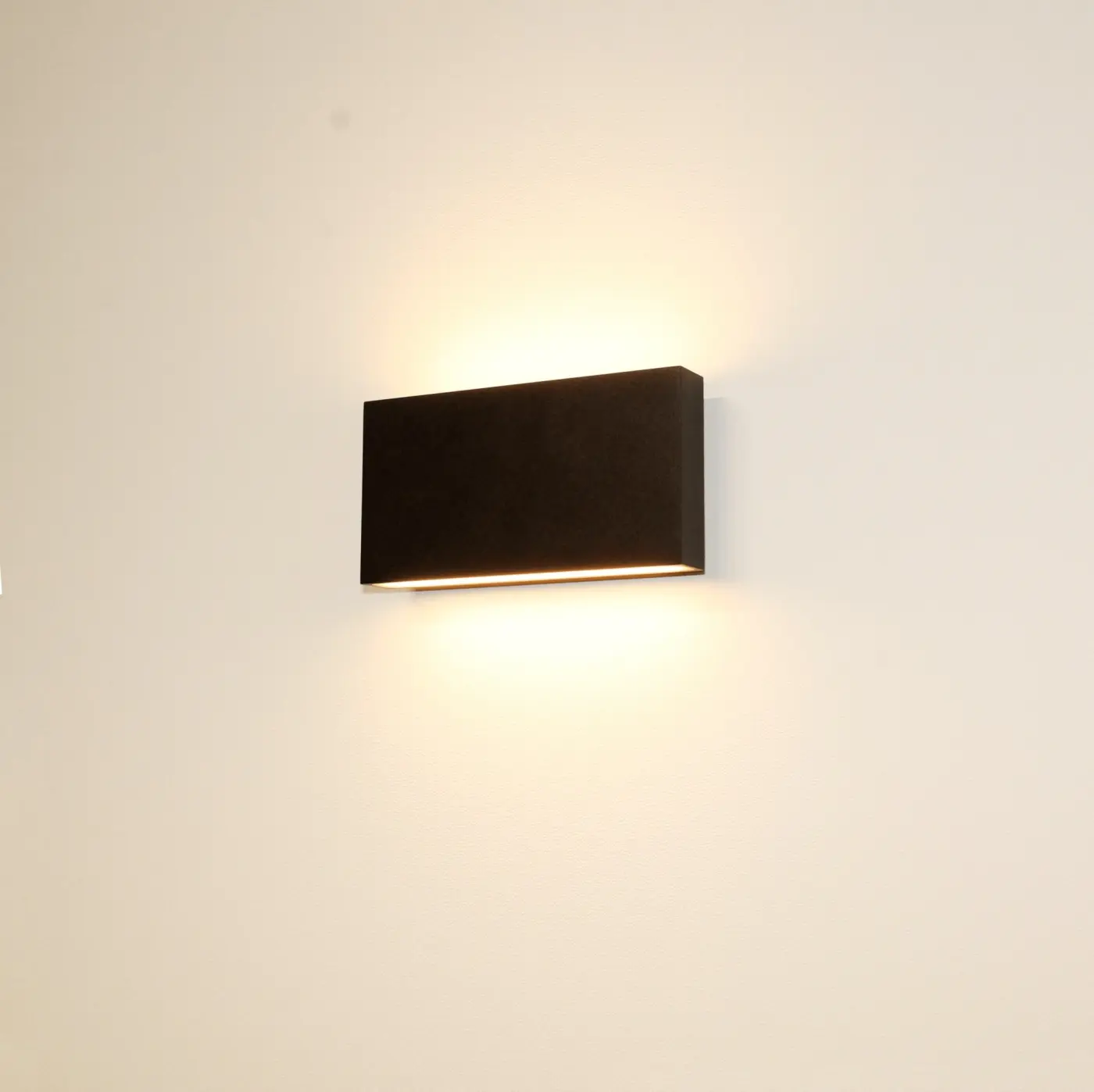 LED Wandleuchte 16405.. Schwarz Aluminium ca. 17x9cm