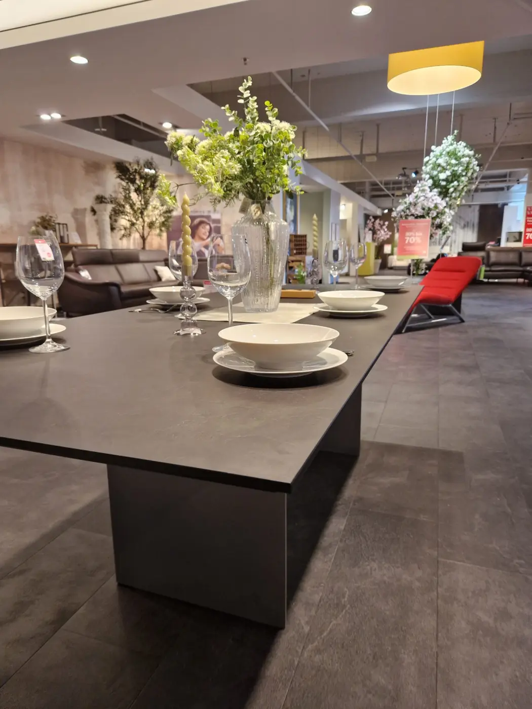 Esstisch Arona von Willisau HPL "lava" ca. 240x95x75cm