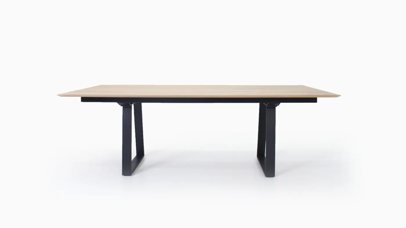 Esstisch 21120 Ast-Eiche, naturhell lackiert Massivholz ca. 220x100x75cm
