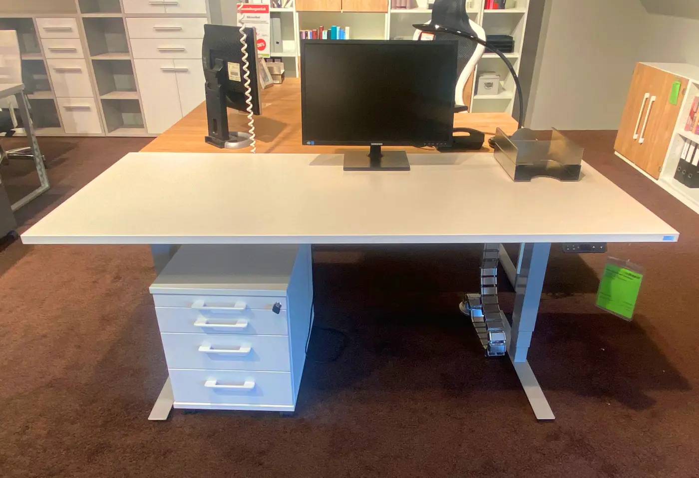 Schreibtisch mit Container Tecknau