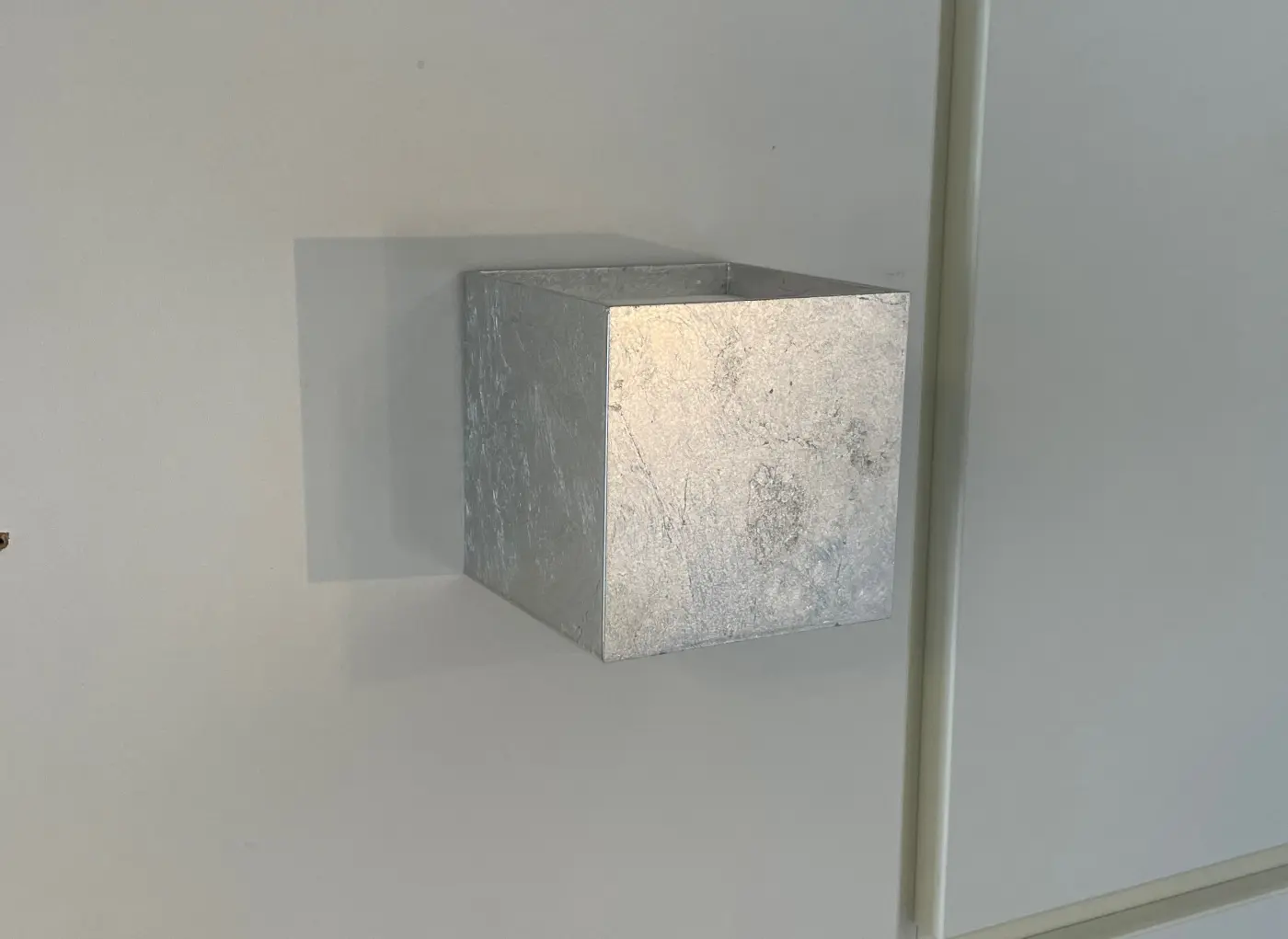 Wandleuchte 11539.1. Blattsilber Aluminium massiv ca. 10x10x10cm