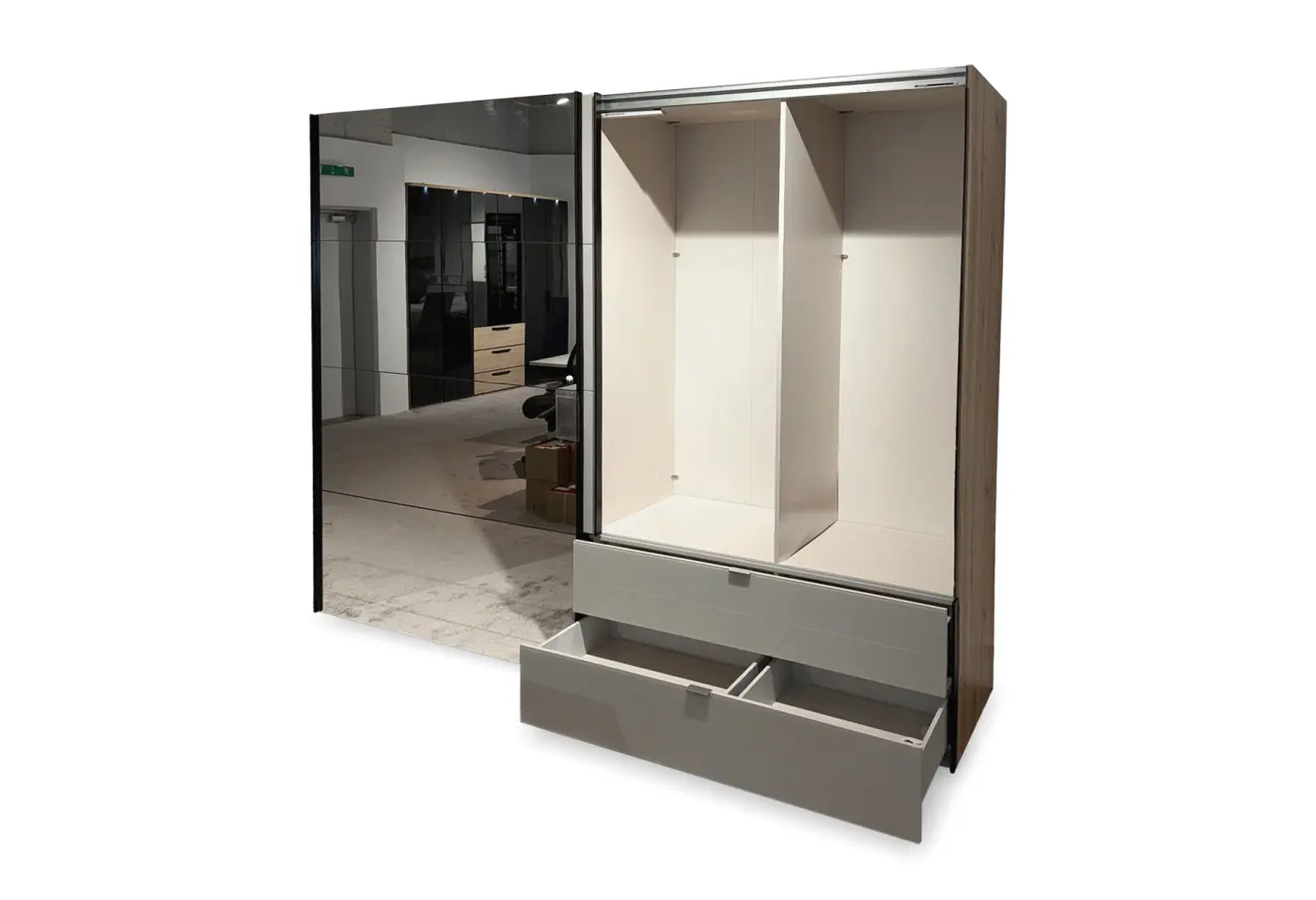 Schwebetürenschrank 24555.. ca. 252x222x68cm