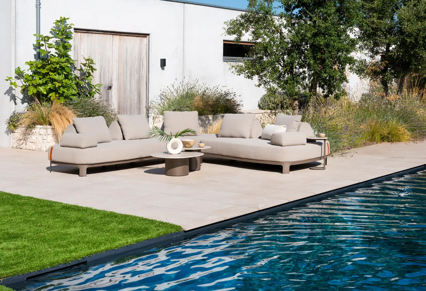 Lounge 23140.. Taupe Olefin Wetterfest