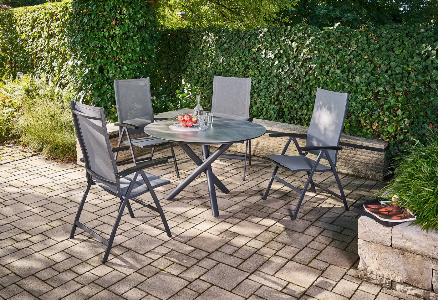 Tisch 24863.. Chromix anthrazit HPL-Platte ca. 120cm