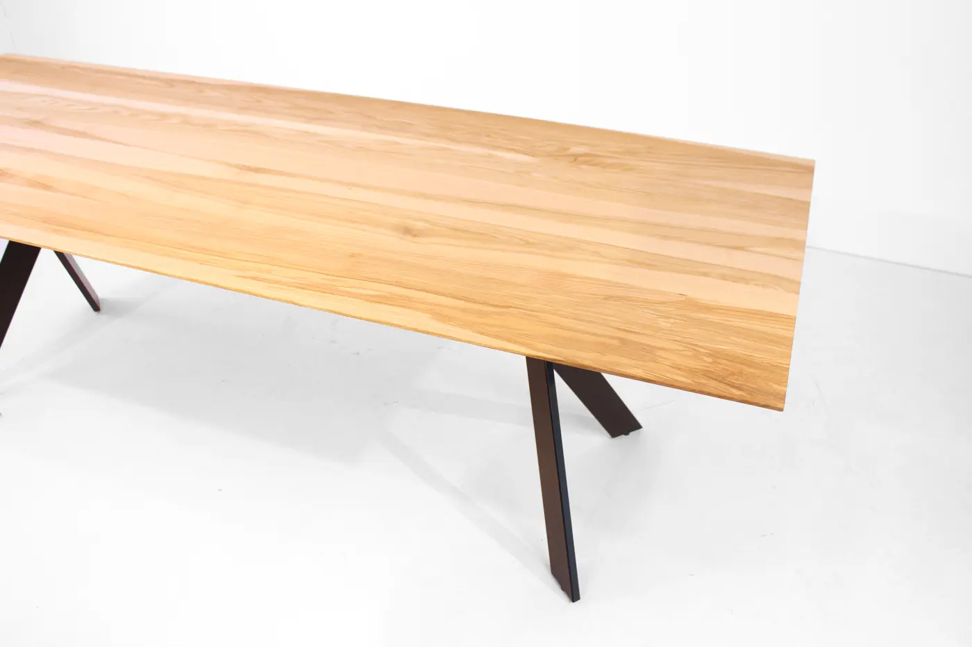 Esstisch Torino von Willisau Kernesche ohne Charakter, geölt ca. 240x95x75cm
