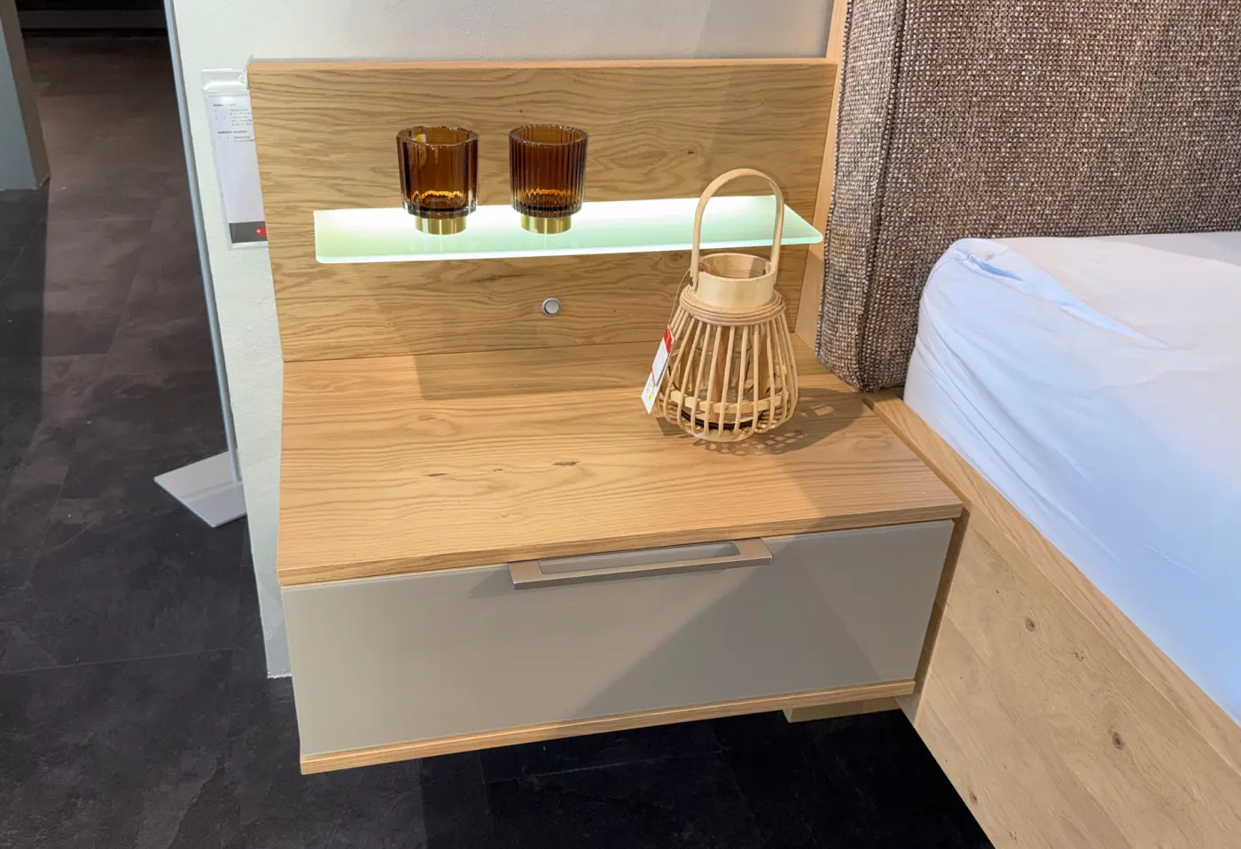 Konsole 1210 von Interliving Balkeneiche funiert ca. 60x22,8x46cm