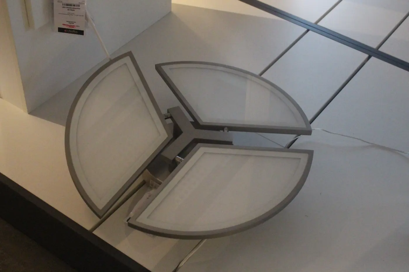 LED-Deckenleuchte 1823.. Nickel gebürstet Glas, Aluminium