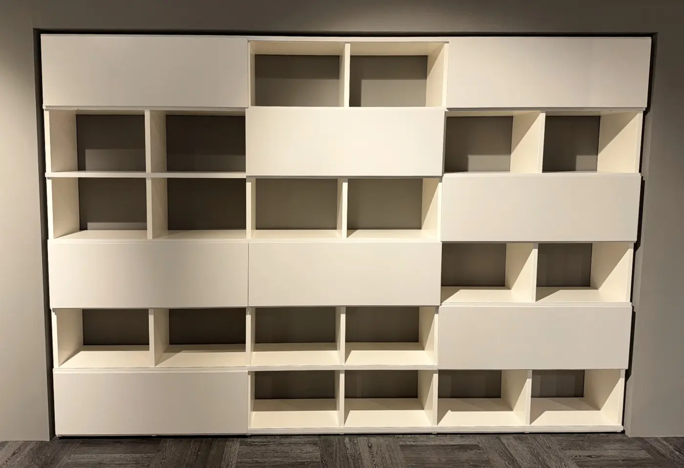 Regalkombination Venue Lack wollweiss, brillantgrau von Varianta ca. 335,3x215,7x40,5cm