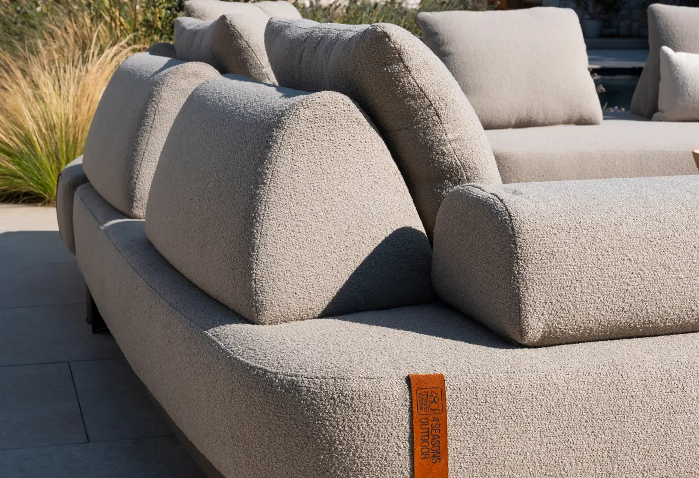 Lounge 23140.. Taupe Olefin Wetterfest