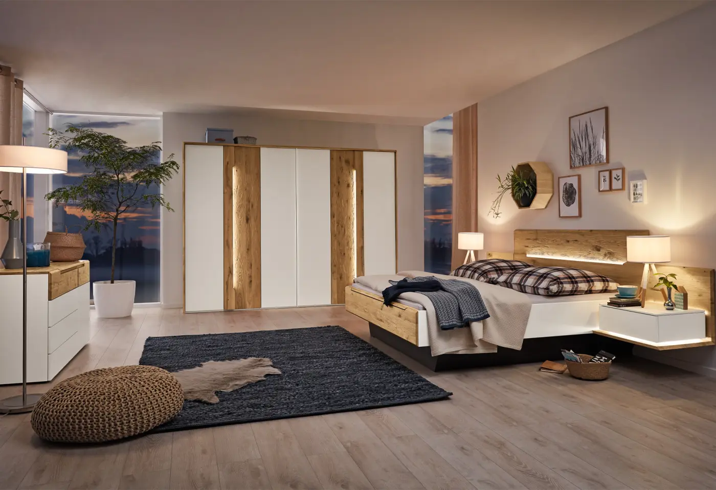 Drehtürenschrank MR Jovanna von Musterring Wildeiche massiv, Lack weiss ca. 252x222,3x64cm