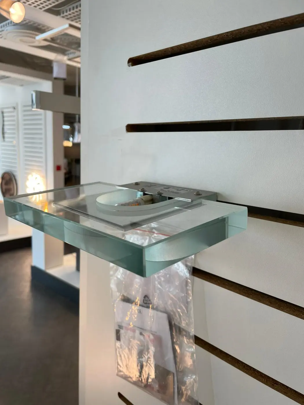 Wandleuchte 14790137.. Nickel Kristallglas