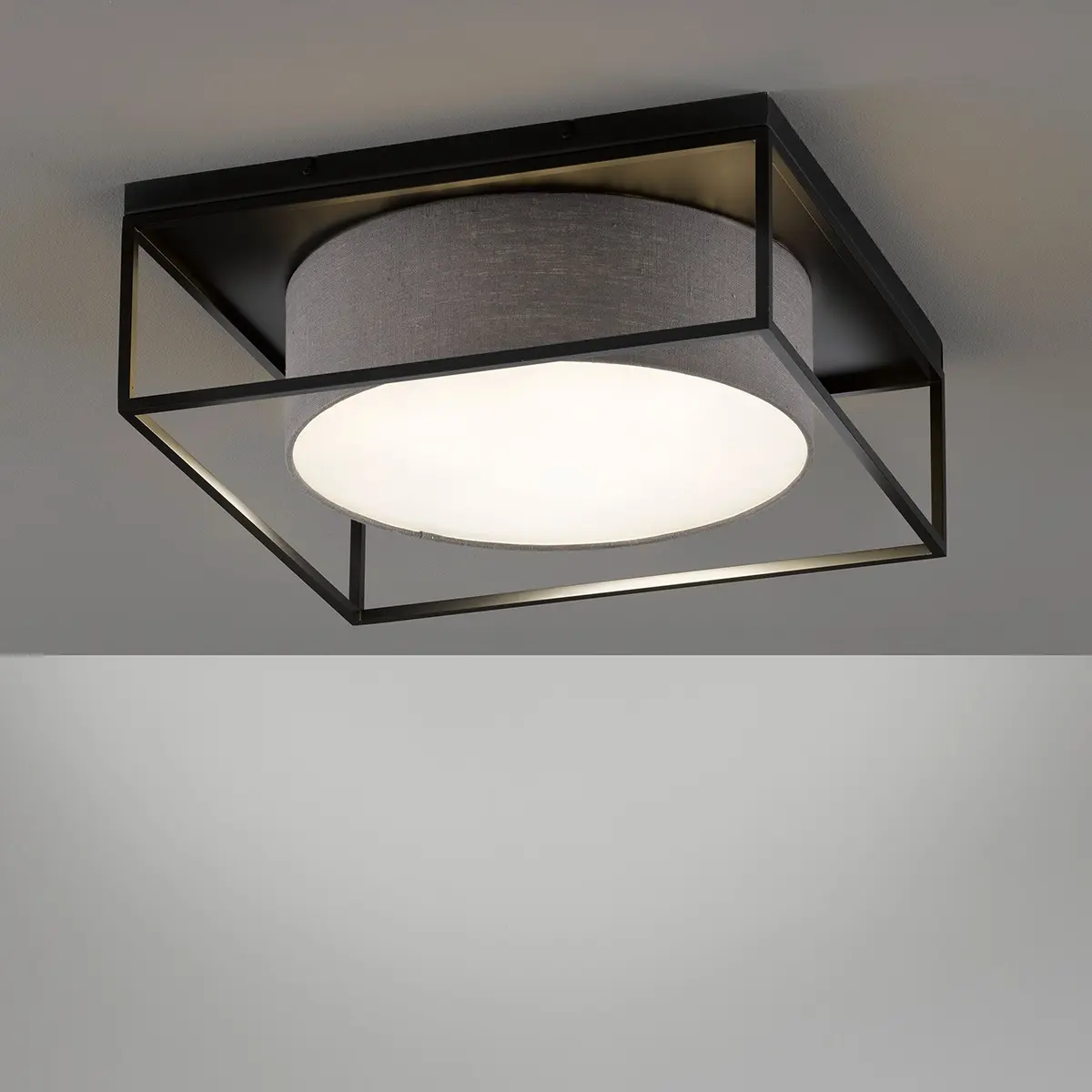 Deckenleuchte 20271.. Schwarz Metall, Leinen ca. 60x60cm