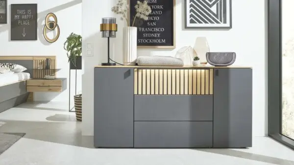 Kommode 1029 von Interliving Lack graphit und Wildeiche massiv ca. 153,6x80,2x45,1cm 