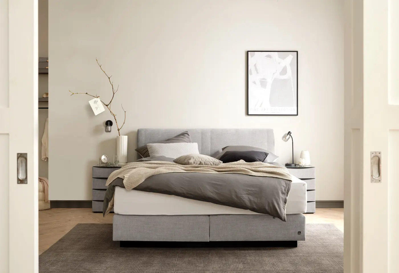 Boxspringbett 1401 von Interliving Stoff Rob silver 533006 ca. 180x200cm