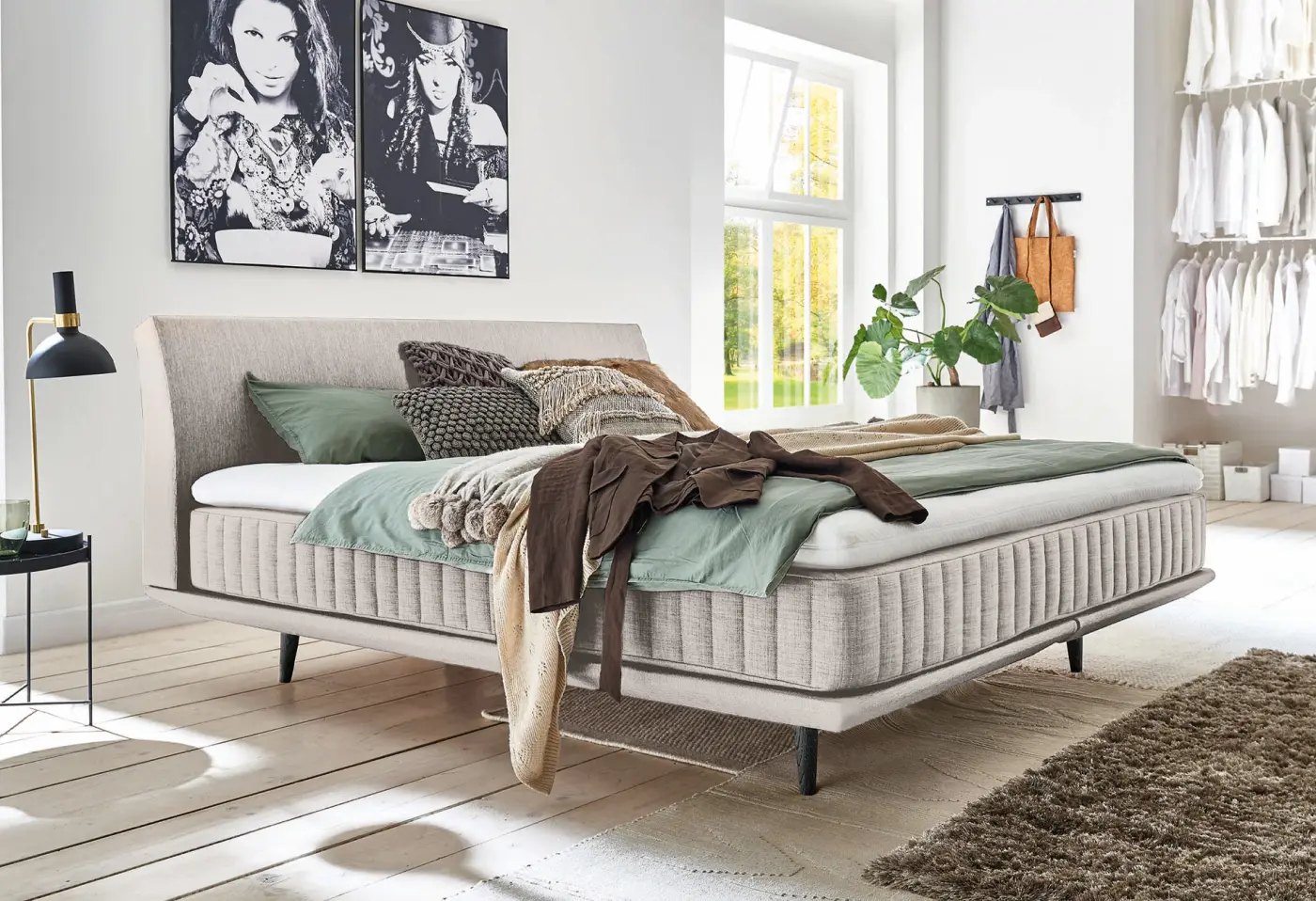 Boxspringbett 14251.2.. beige Stoff Hedron ca. 180x200cm