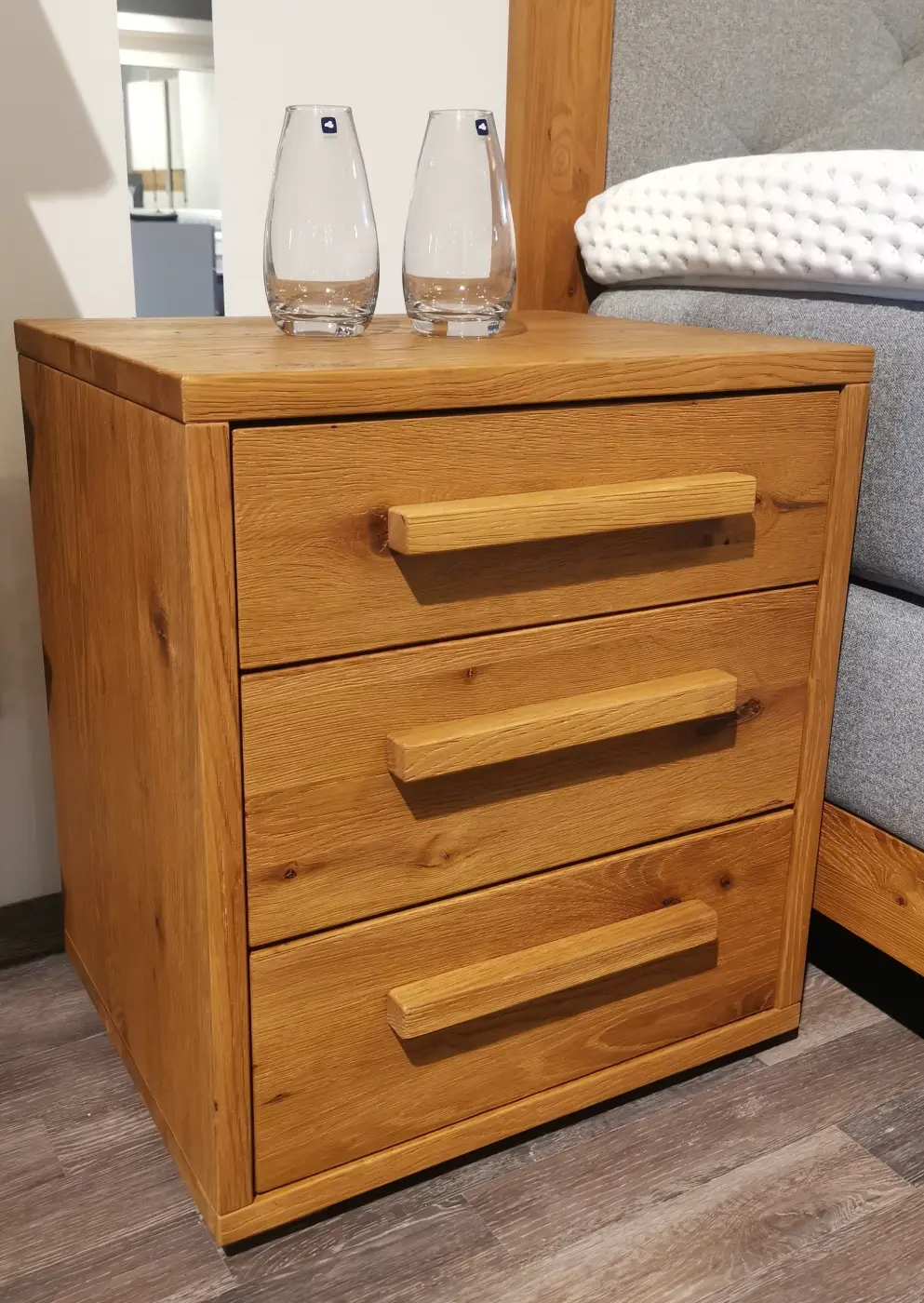 Nachttisch 21678 Wildeiche natur, gebürstet, geölt ca. 50x57x40cm