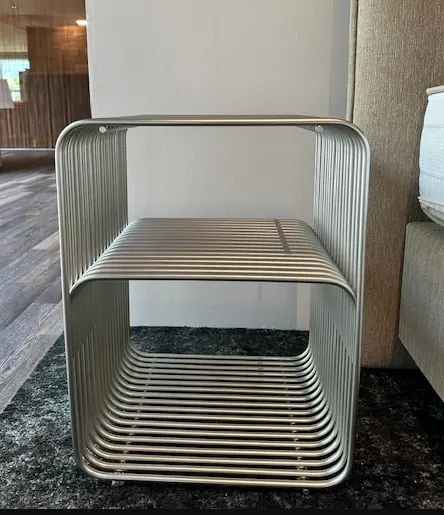 Nachttische 13020.. Metall